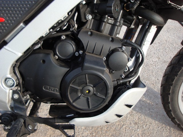 Bmw G650 GS (2008-2010): An alternative choice, to the twin cylinder on-off  bikes. | moto-choice.com