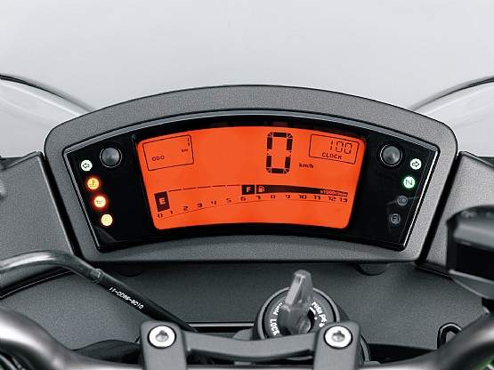 Kawasaki ER6-f (2009-2011): Usability is the feature. | moto-choice.com